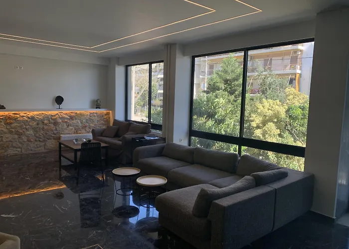 Piraeus hotels near Port of Piraeus